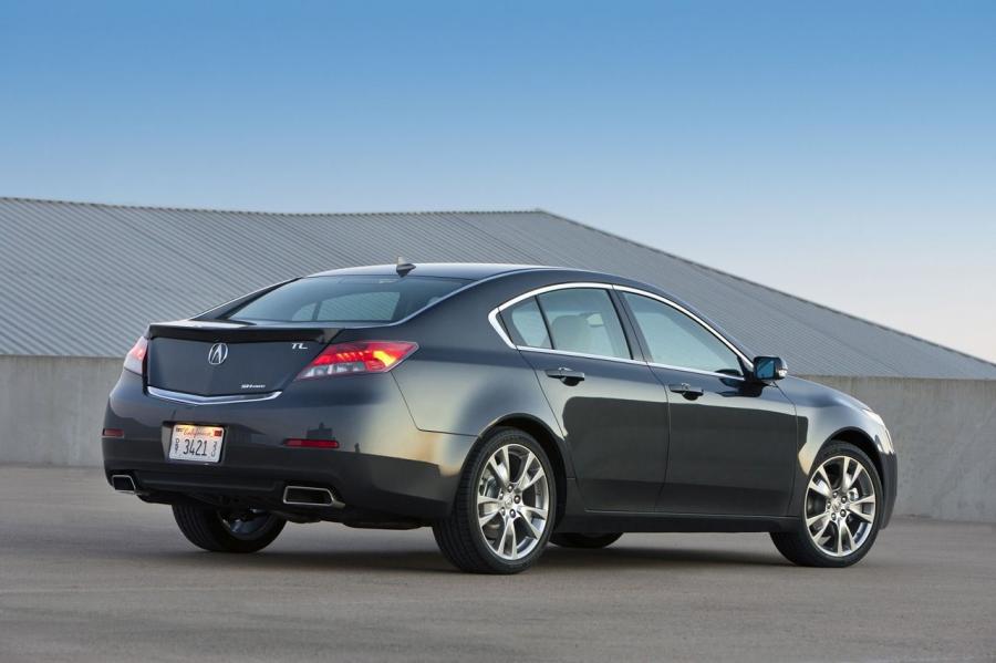 Acura TL 2014 года  (фото 30 из 35)